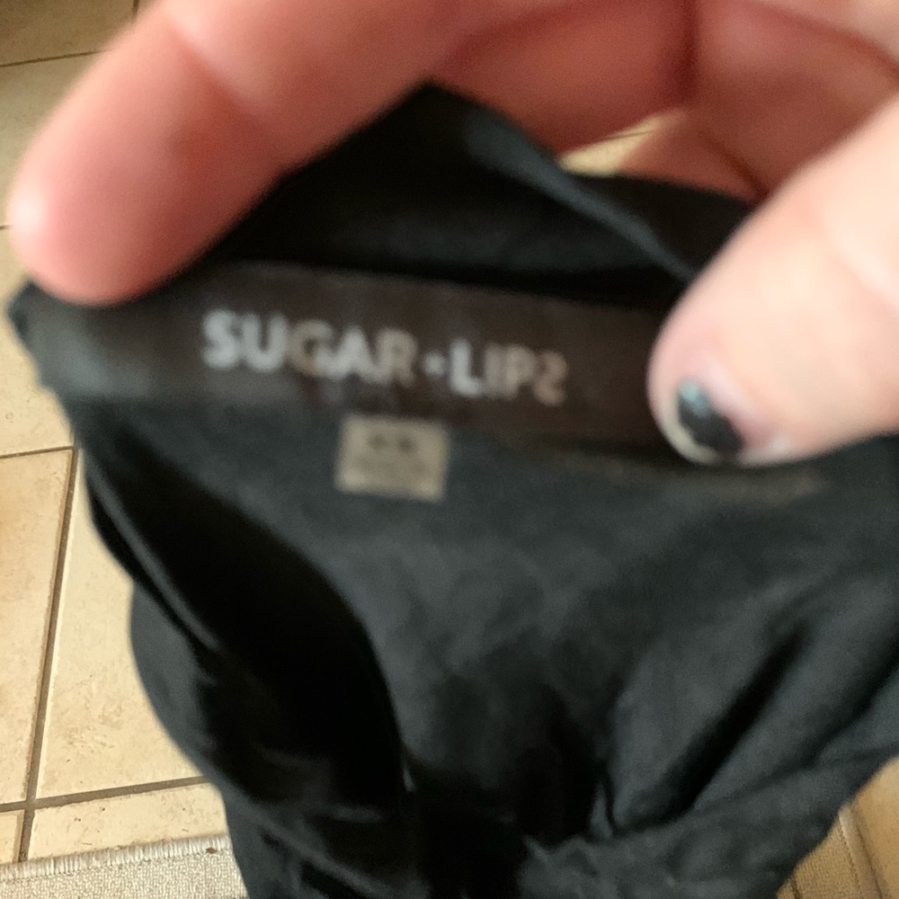 Black shirt